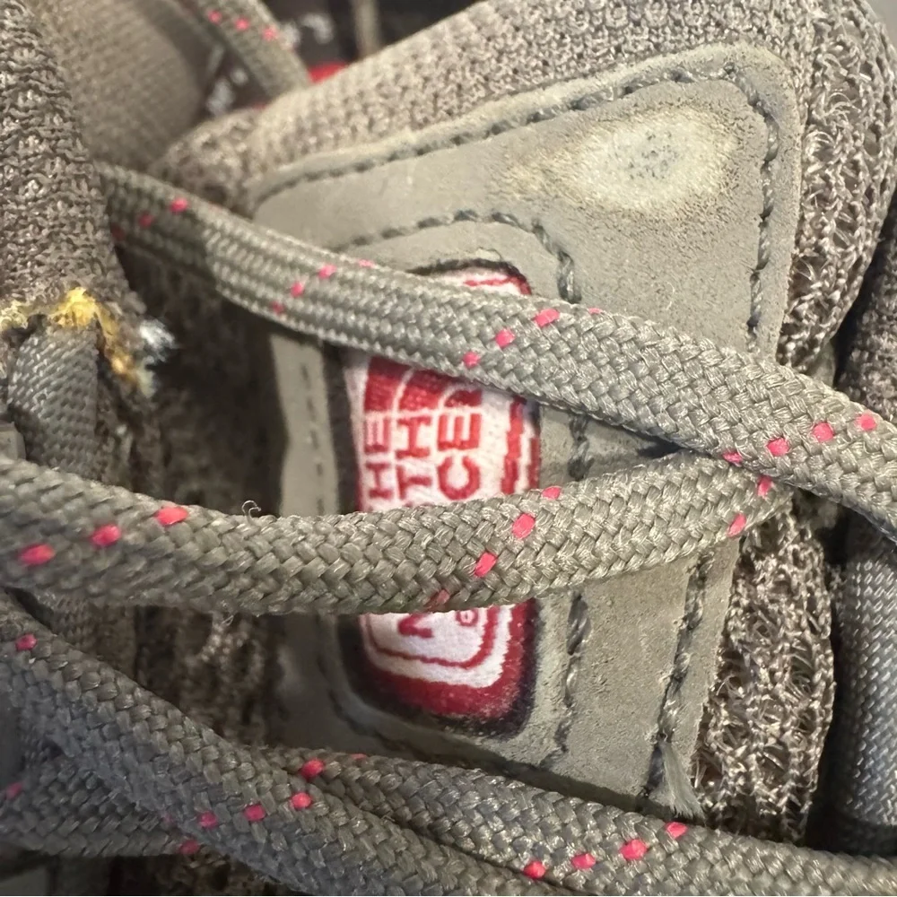 The North Face Womens Hedgehog III GTX Leather Hiking Trail Sport Shoes Sz 7.5